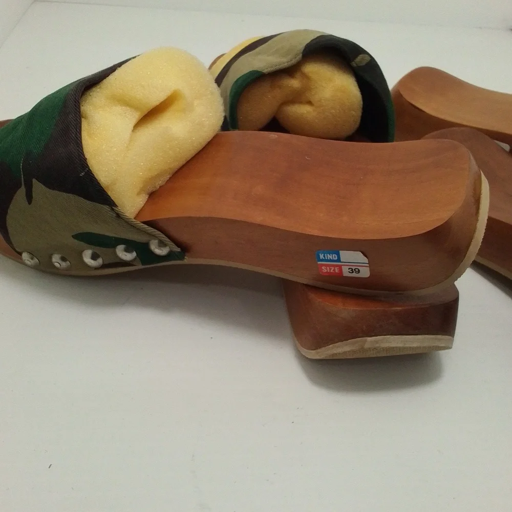 Mystique Boutique footbed https well